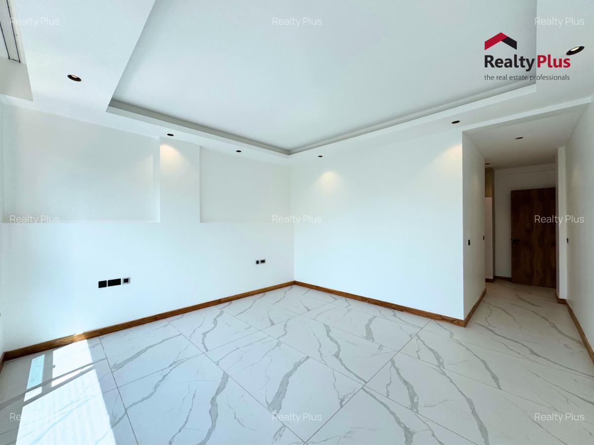 2 Bed Apartment with En Suite at Peponi Road - 16