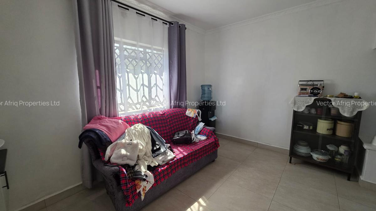 4 Bed House with En Suite in Ongata Rongai - 14