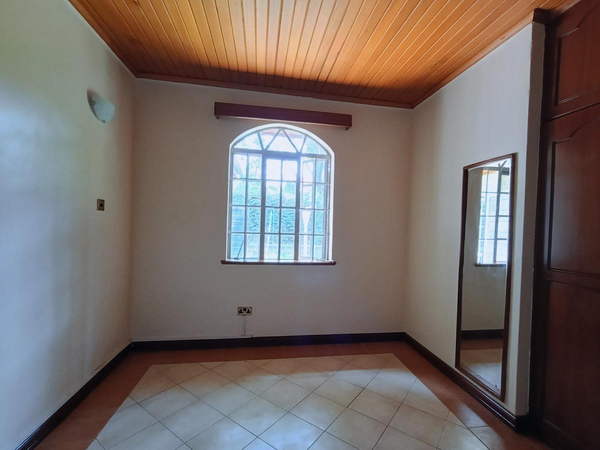 4 Bed House with En Suite in Kitisuru - 15