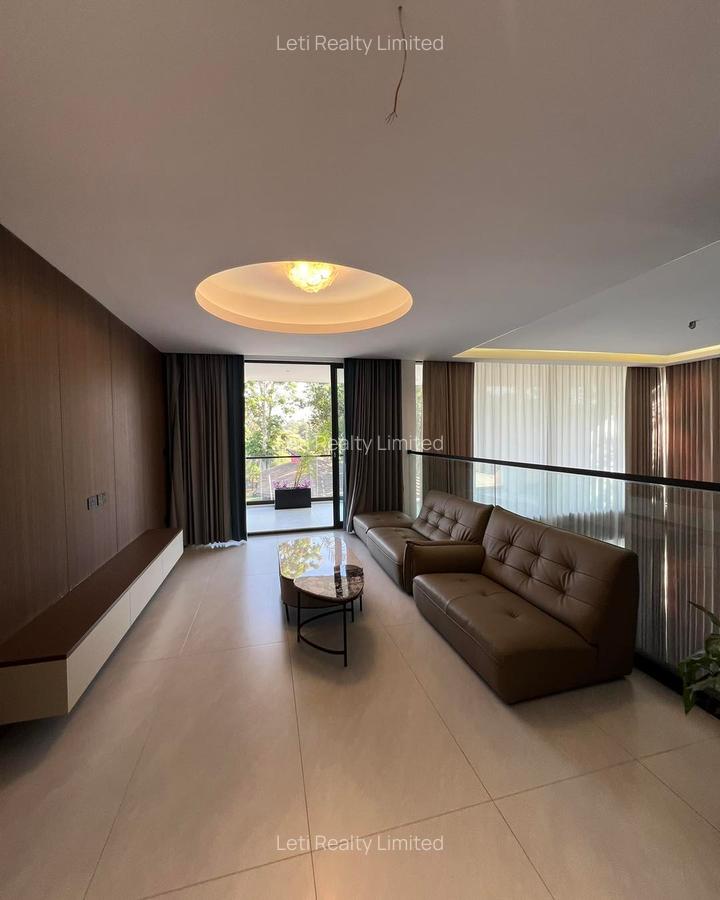 5 Bed Townhouse with En Suite in Lavington - 2