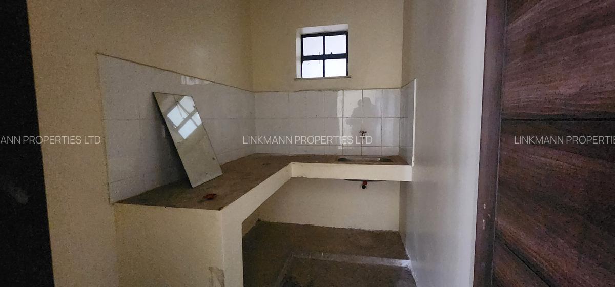 16,000 ft² Warehouse with Service Charge Included in Mombasa Road - 12
