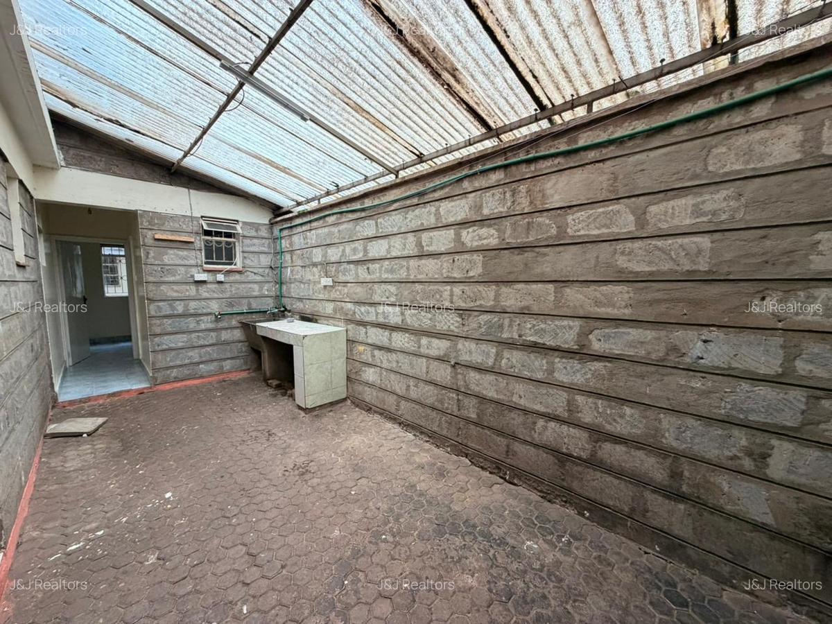 Commercial Property with Fibre Internet in Lavington - 14