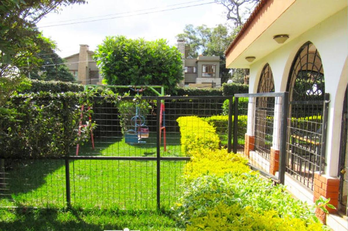 6 Bed Townhouse with En Suite in Lavington - 8