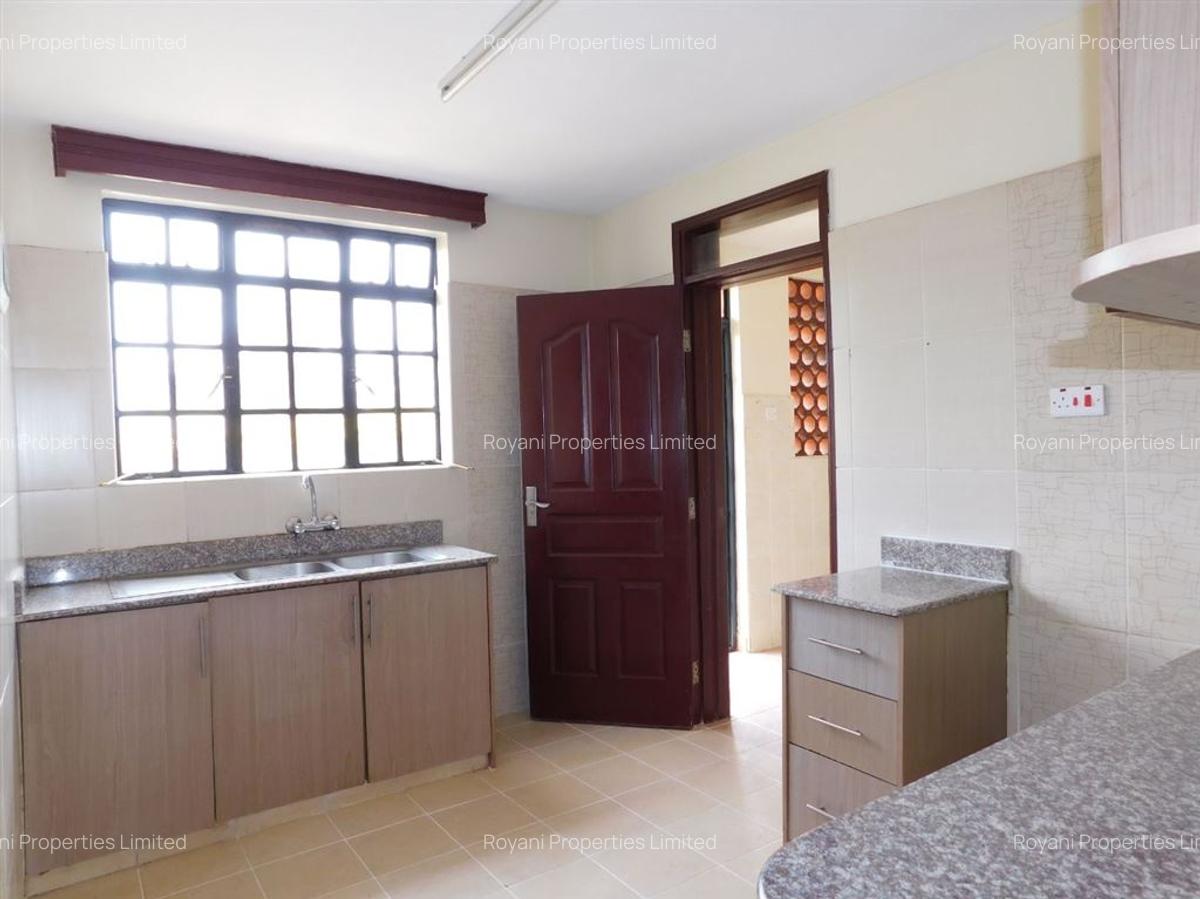 3 Bed House with En Suite at Fourways Junction Estate - 4