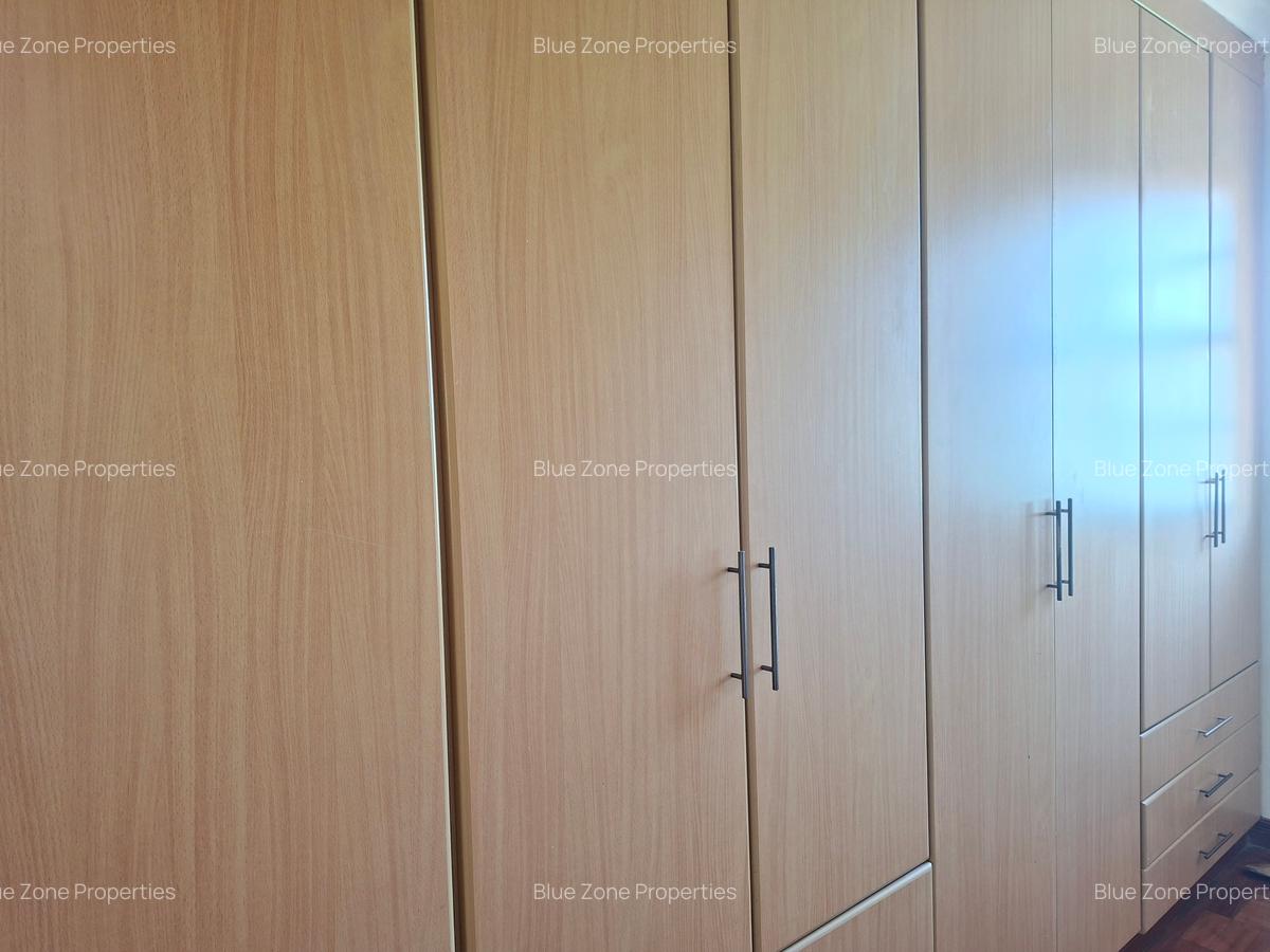 4 Bed Townhouse with En Suite at Off Glory Rd - 15