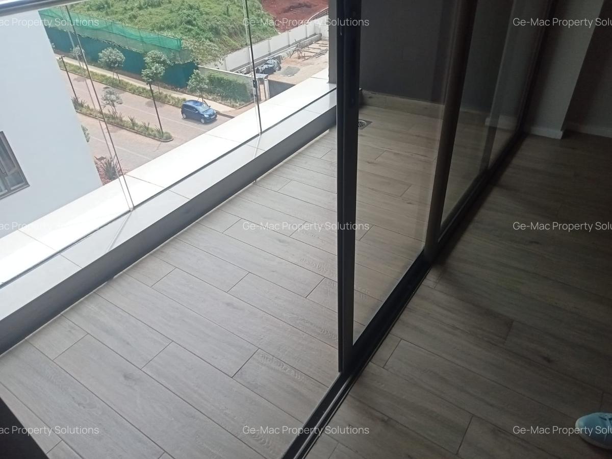 2 Bed Apartment with En Suite in Rosslyn - 10