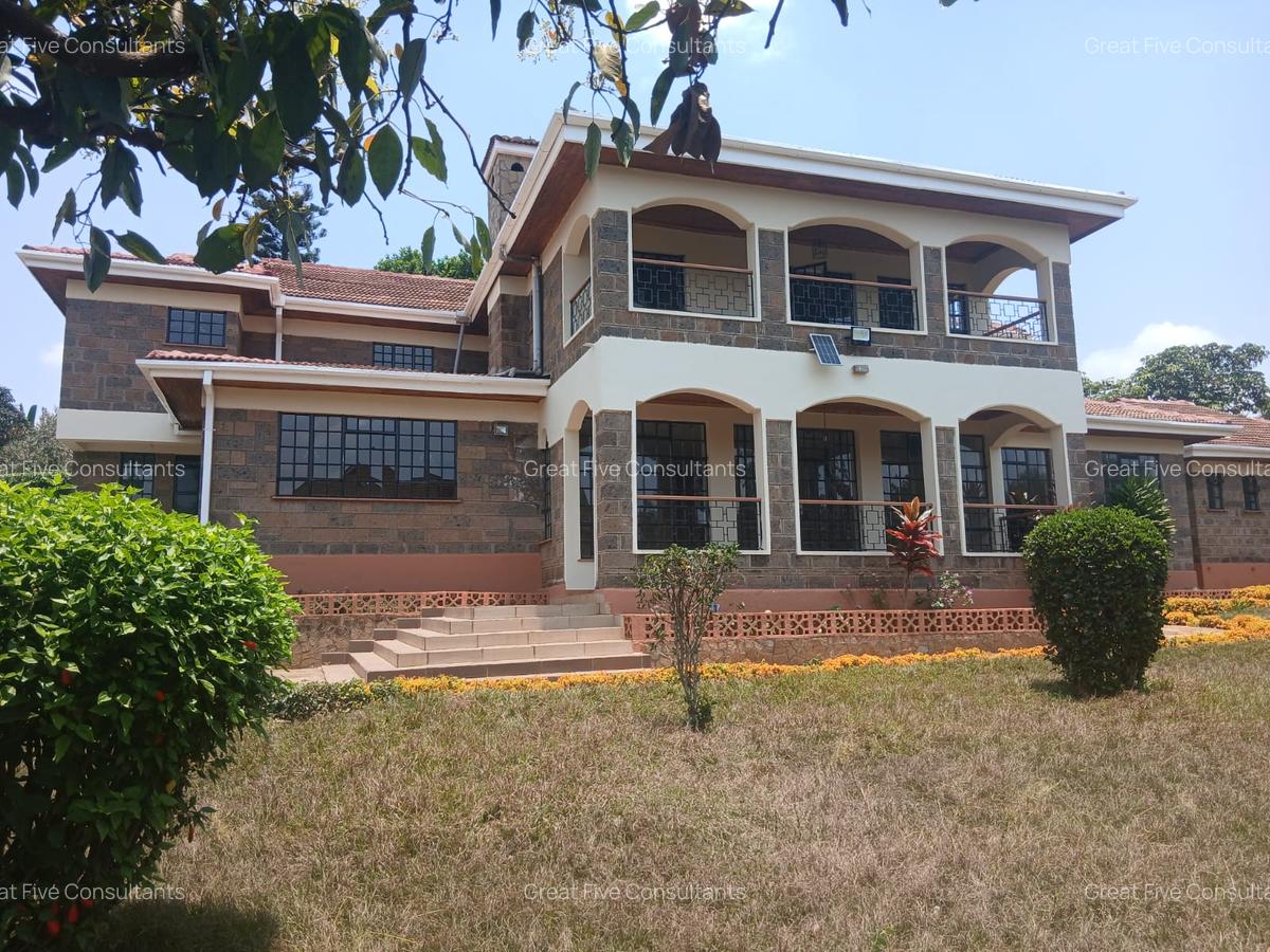 5 Bed Villa with En Suite in Runda - 1