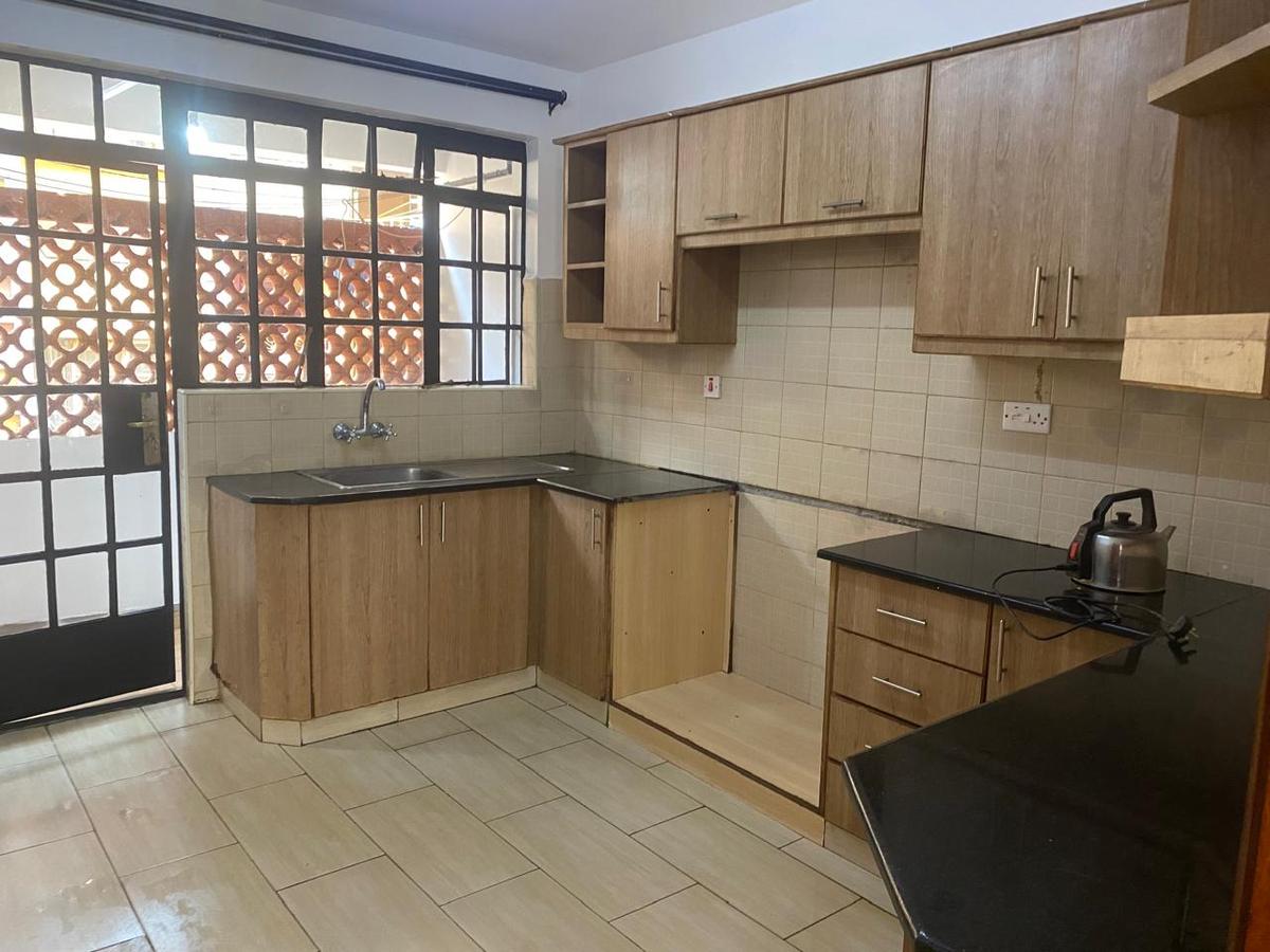 Serviced 3 Bed Apartment with En Suite at Kiambu Rd Thindigua - 5