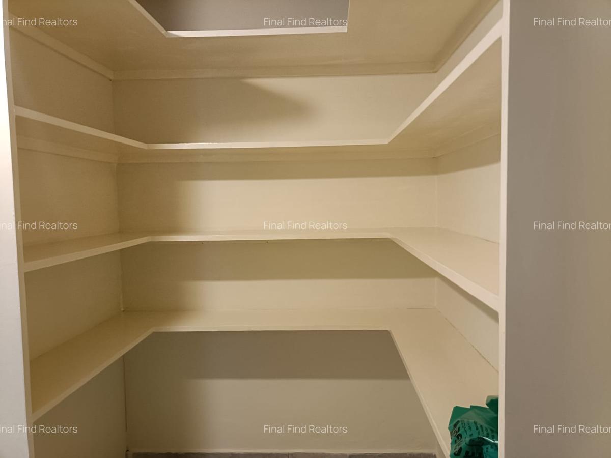 4 Bed House with Garden in Runda - 9