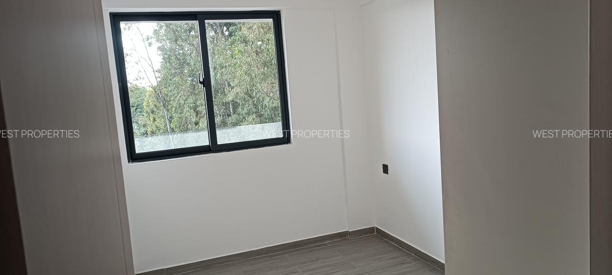 2 Bed Apartment with En Suite in Kilimani - 8