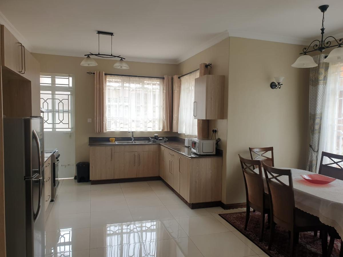 2 Bed House with En Suite in Runda - 17