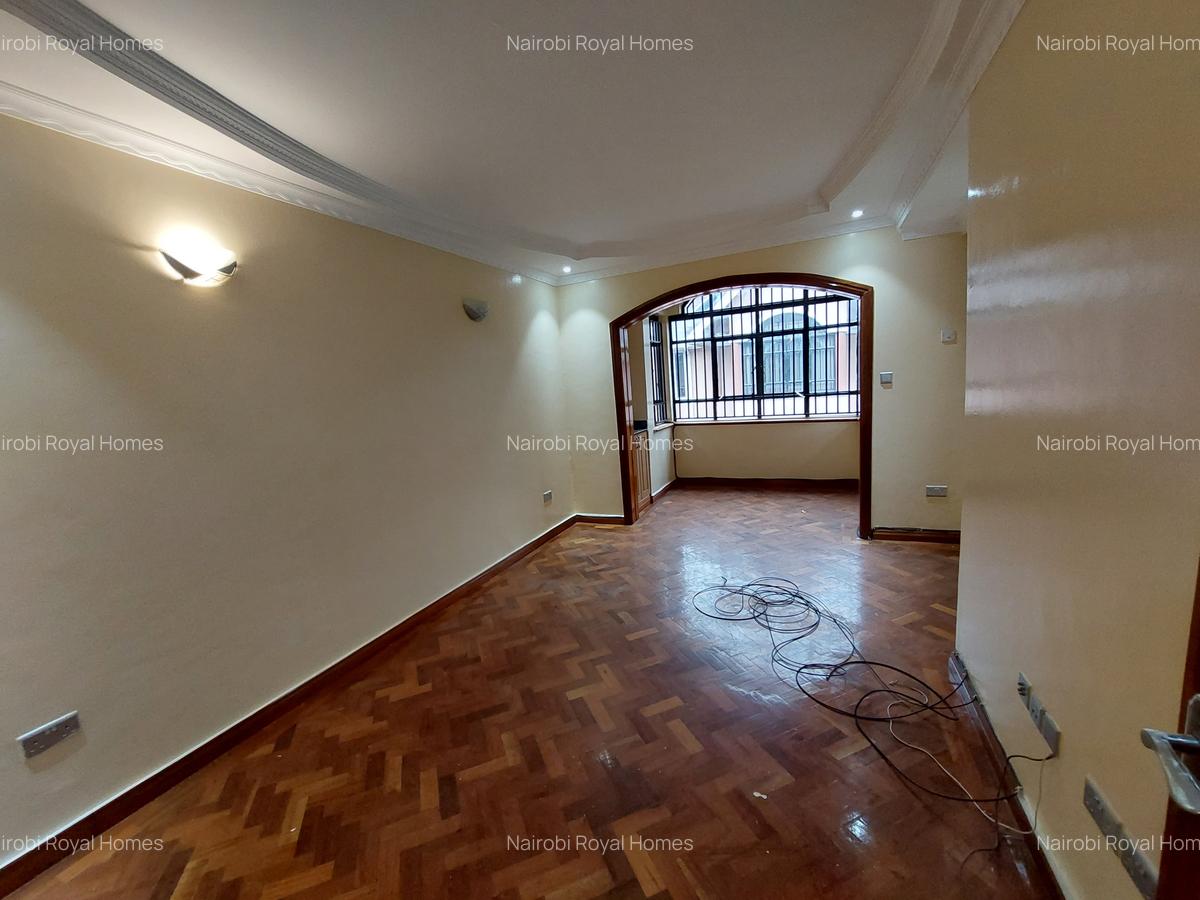 4 Bed Townhouse with En Suite at Lavington Road - 12