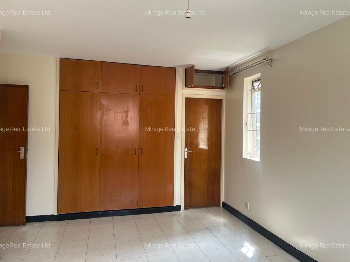 4 Bed Apartment with Borehole in Kilimani - 14