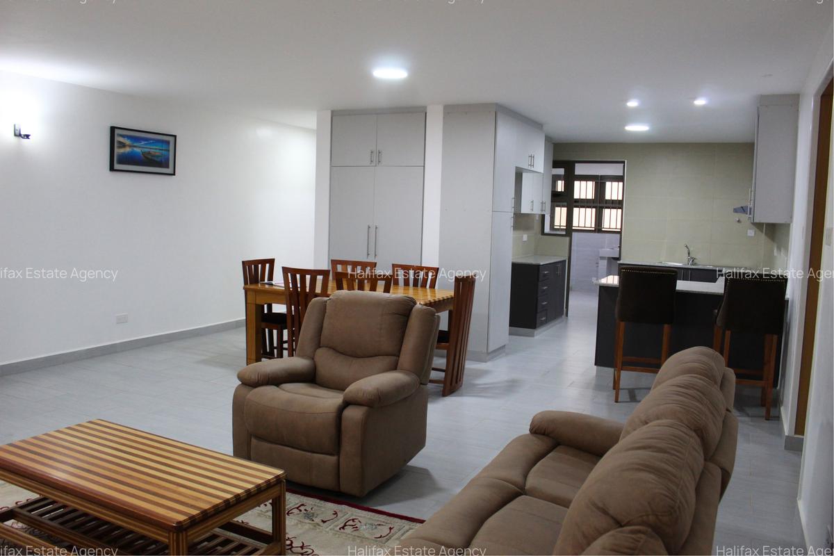 2 Bed Apartment with En Suite in Lavington - 4