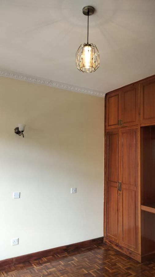 3 Bed Apartment with En Suite at Off Riverside Drive - 11