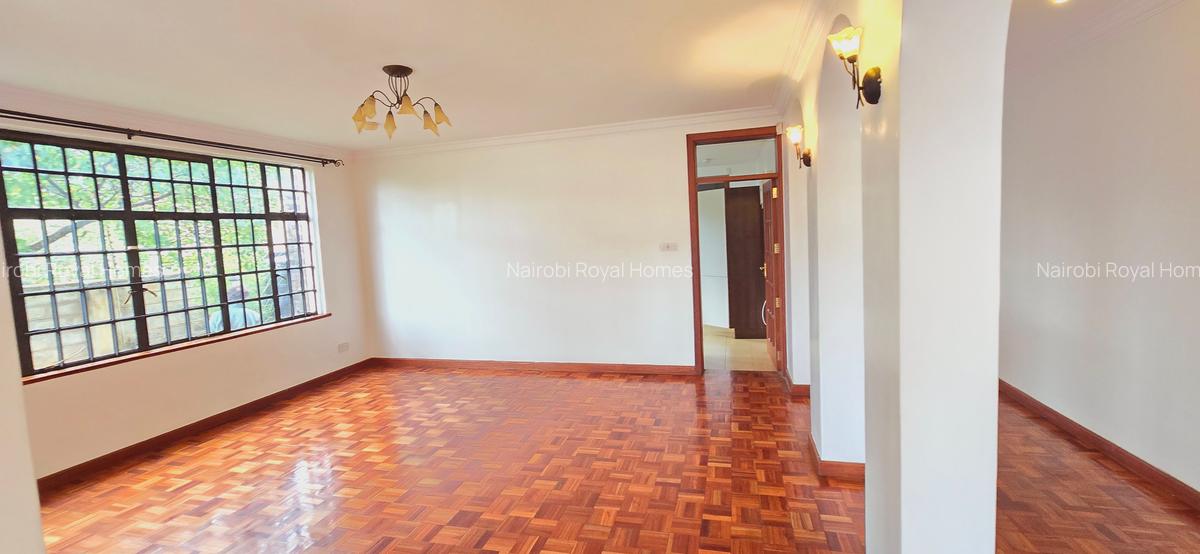 5 Bed Townhouse with En Suite at Lavington Green - 15