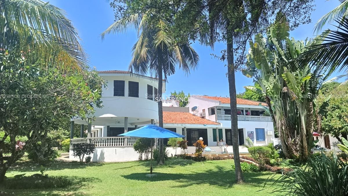 7 Bed Townhouse with En Suite at Mtwapa Creek - 1