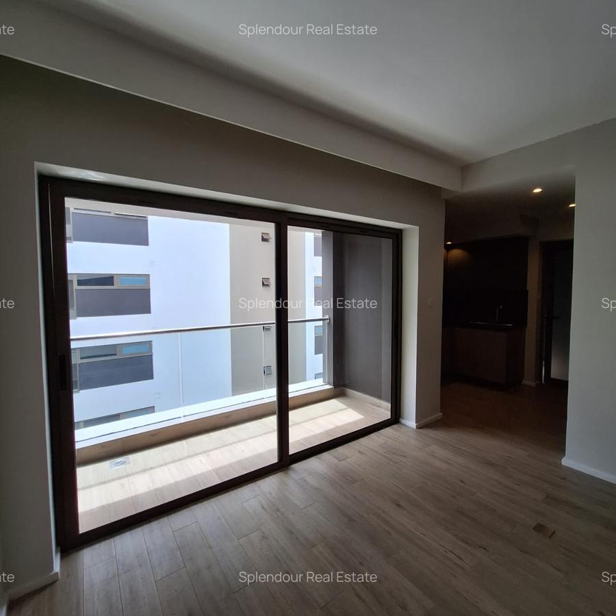 1 Bed Apartment with En Suite in Nyari - 4