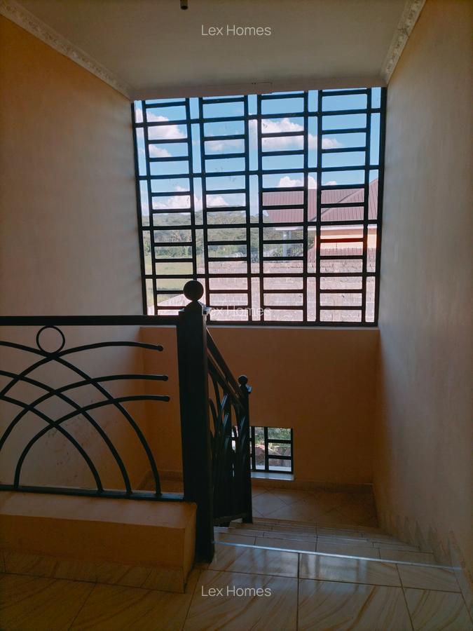 4 Bed House with En Suite at Rimpa - 8