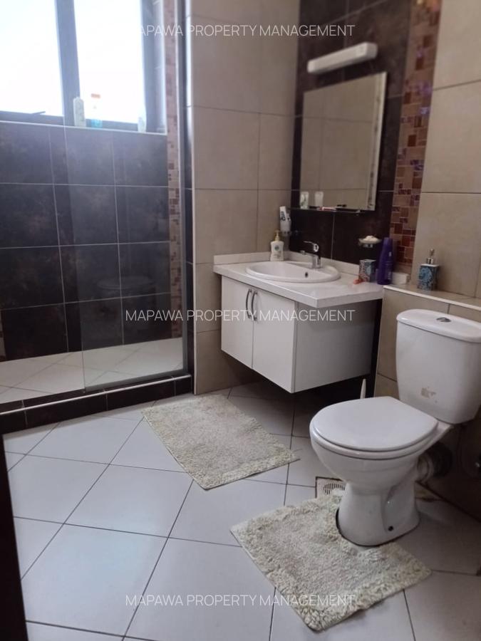 Serviced 3 Bed Apartment with En Suite in Westlands Area - 4