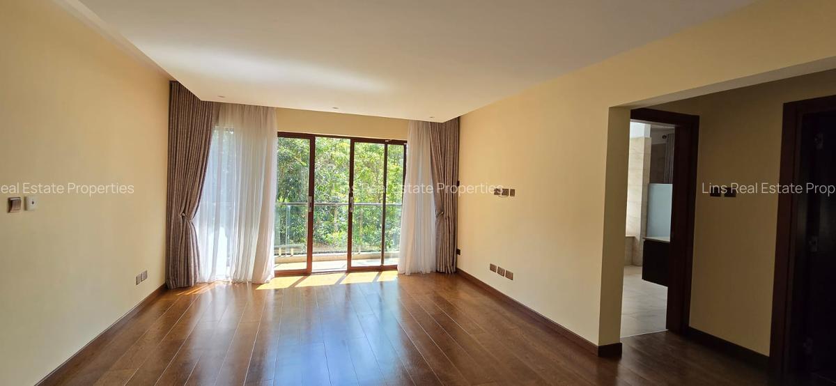 5 Bed Townhouse with En Suite in Lavington - 11