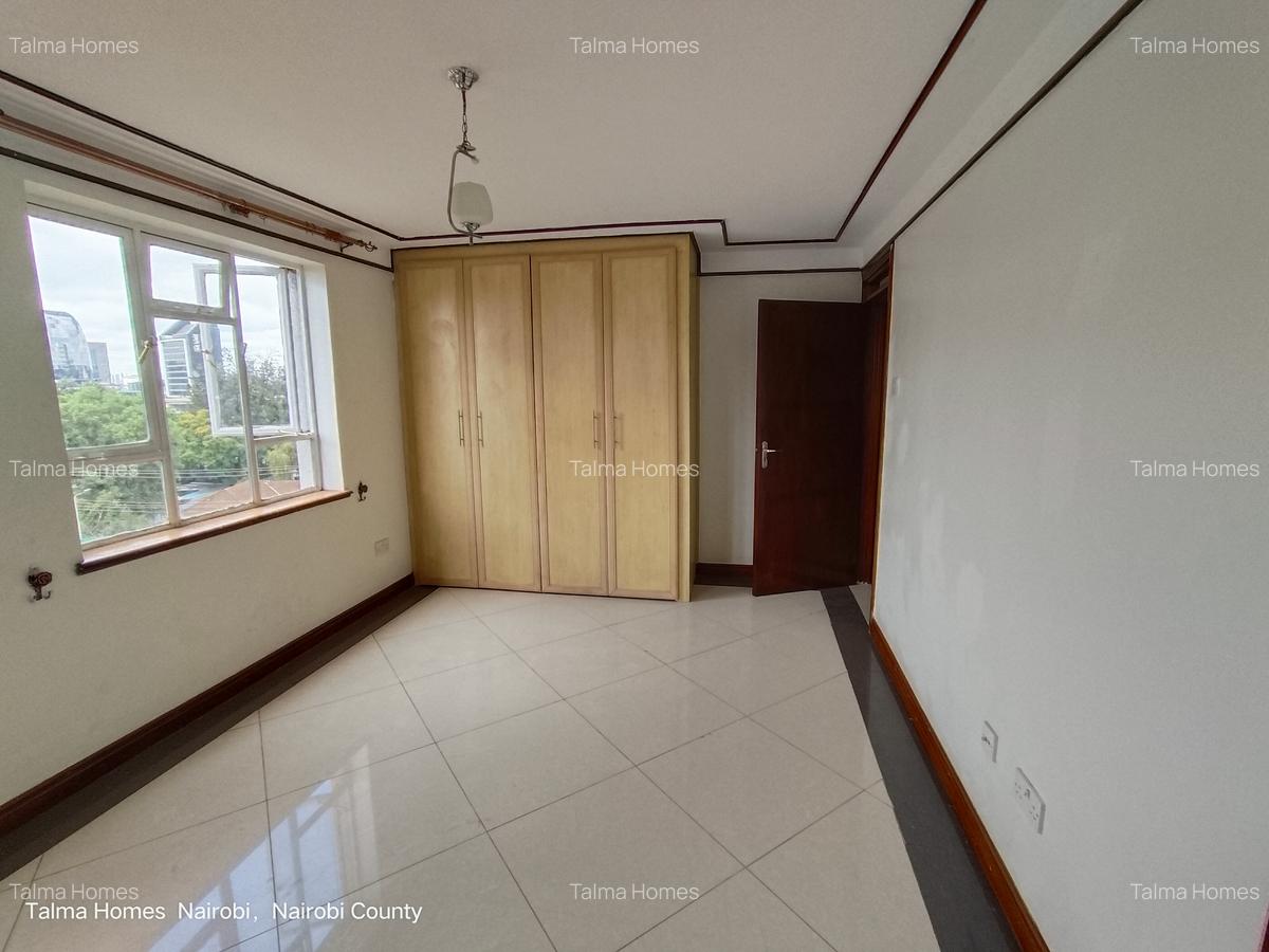 2 Bed Apartment with En Suite at School Lane Area - 13