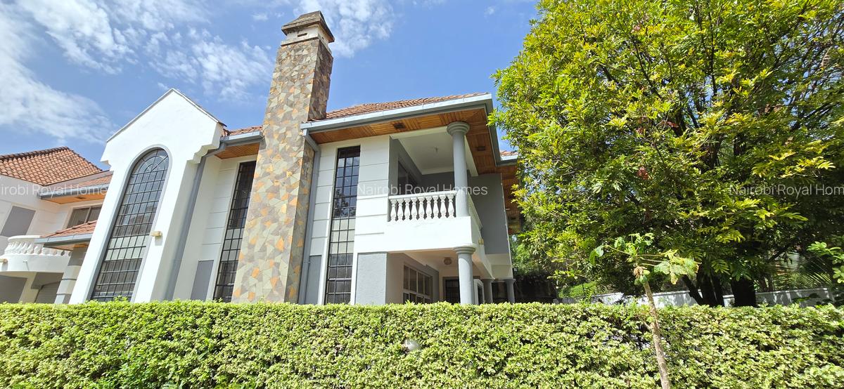4 Bed Townhouse with En Suite at Lavington Green - 4