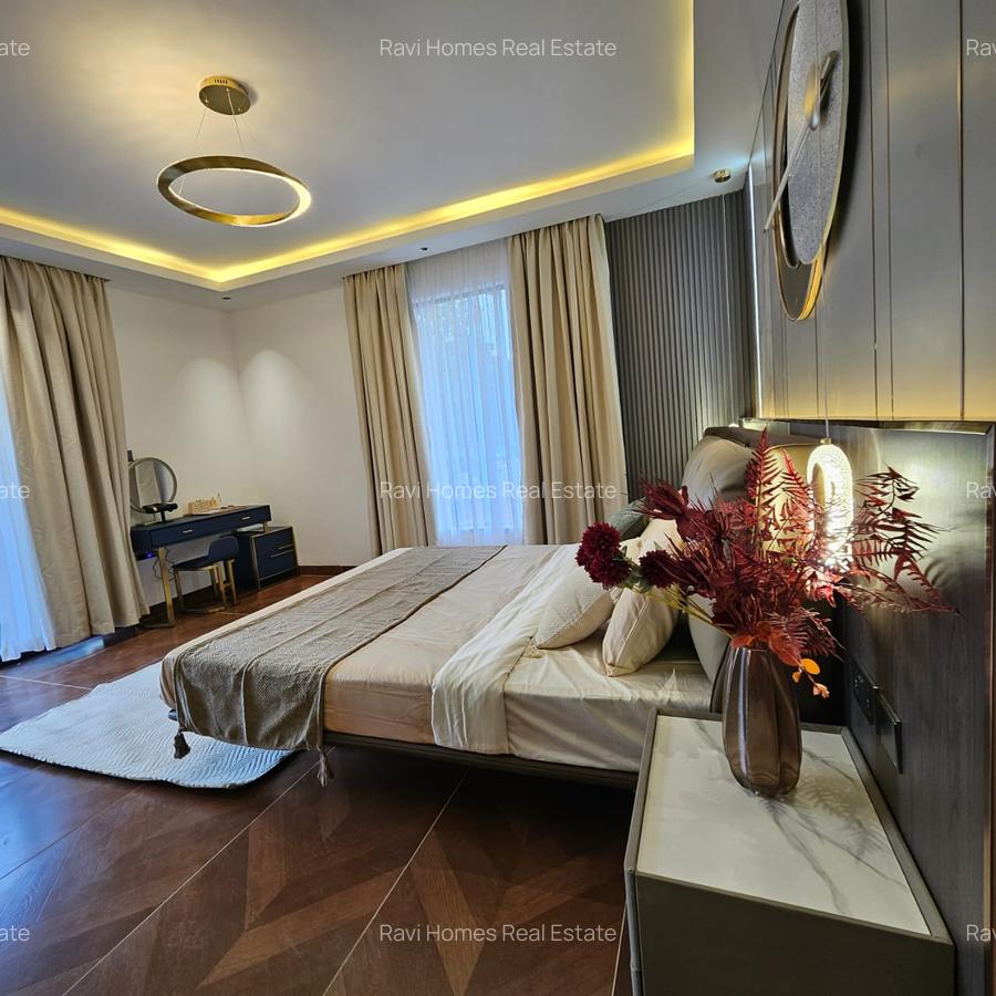 3 Bed Apartment with Swimming Pool at Mogotio Road - 4