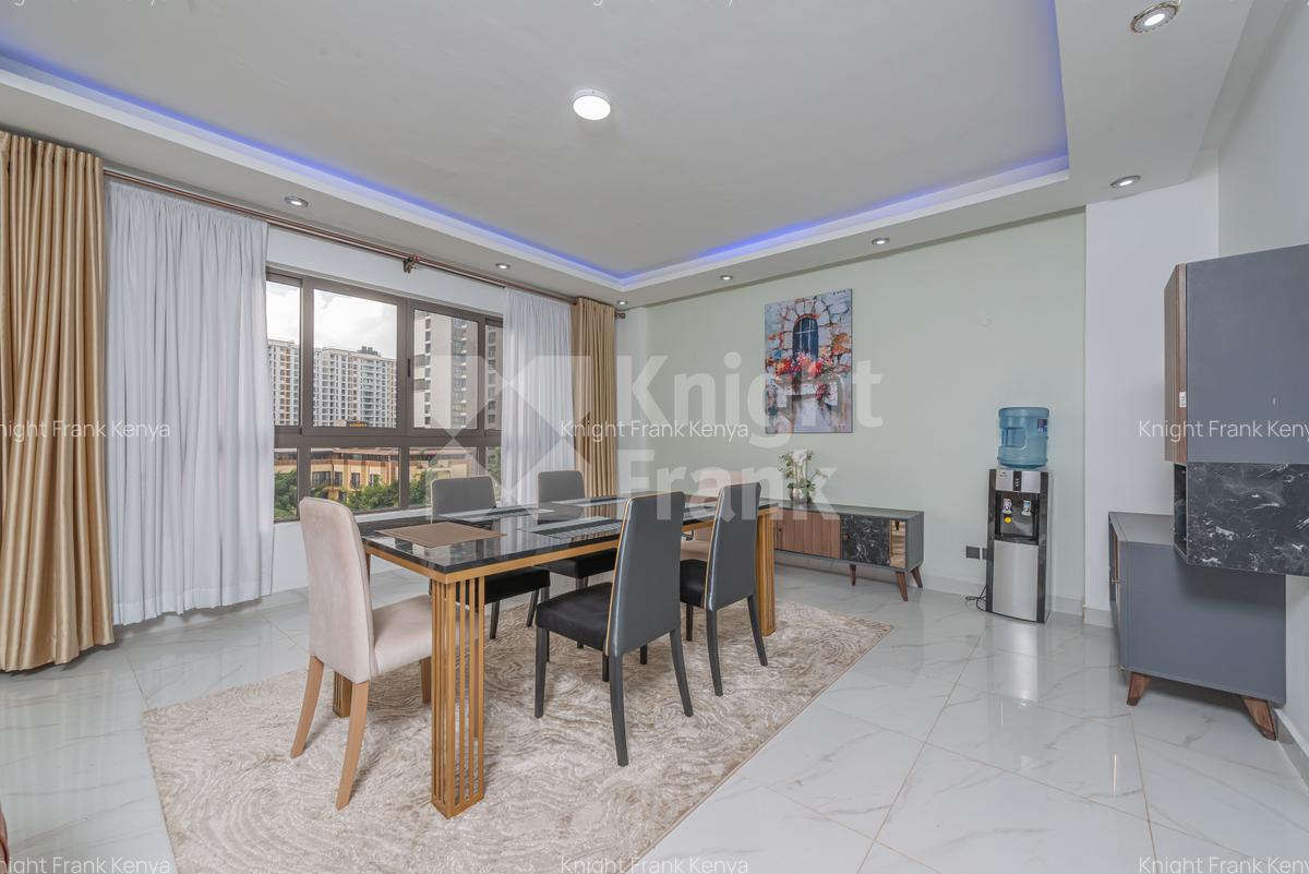 3 Bed Apartment with Swimming Pool at Rosewood Park - 2