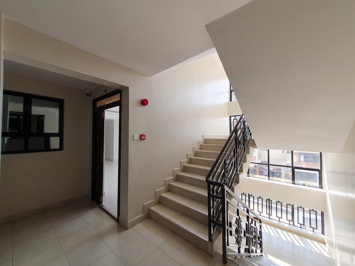 3 Bed Apartment with En Suite at City Park Drive - 20