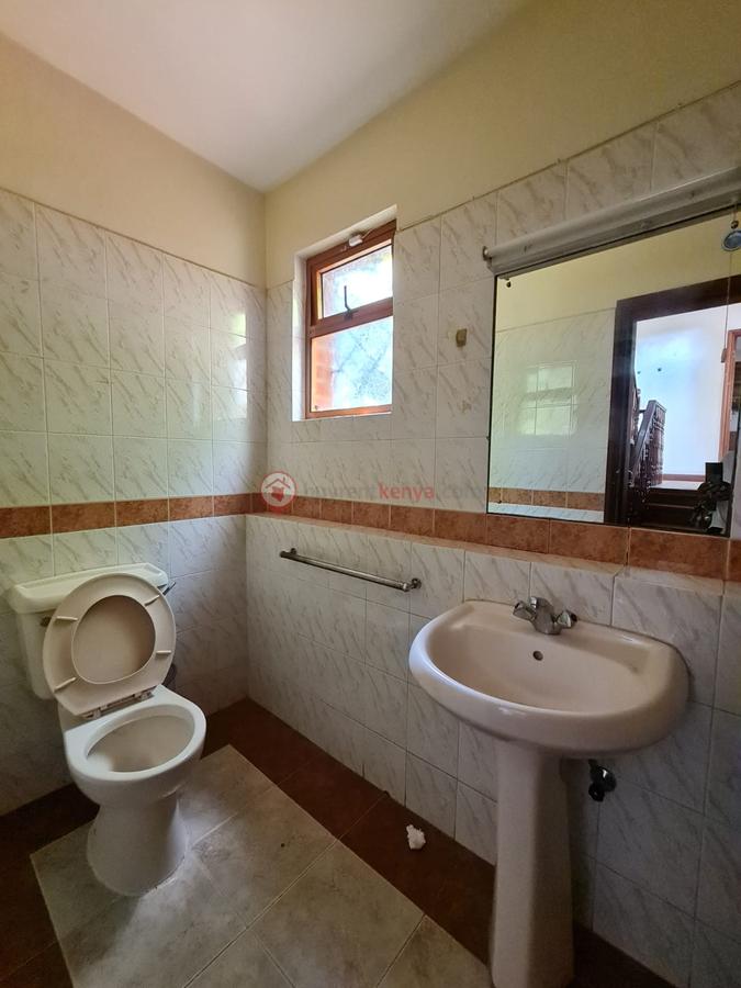 6 Bed Townhouse with En Suite at Grevillea Groove - 14