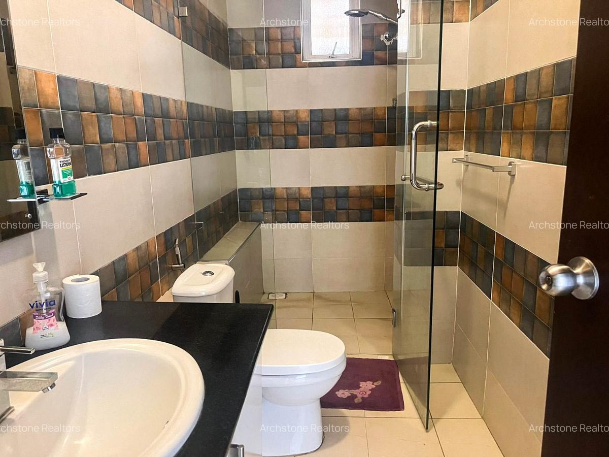 3 Bed Apartment with En Suite in Parklands - 5