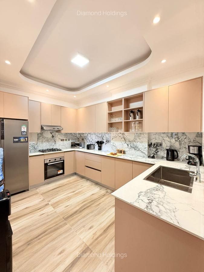 2 Bed Apartment with En Suite in Brookside - 9