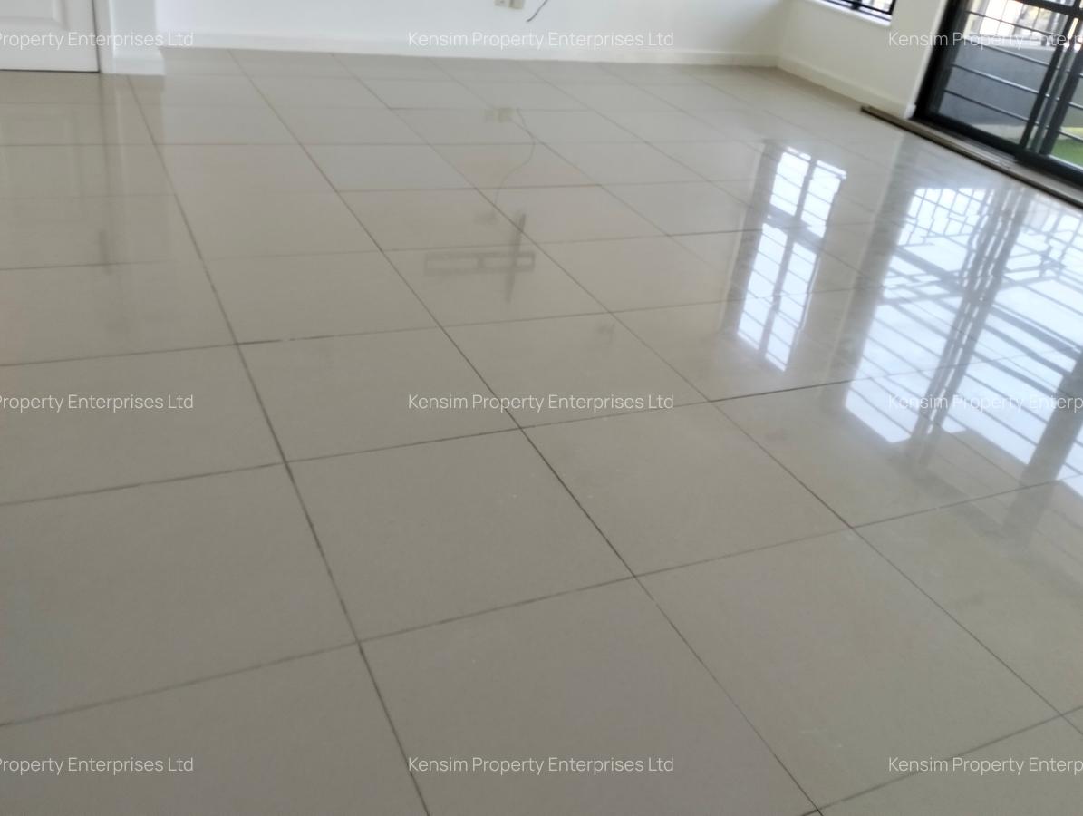 3 Bed Apartment with En Suite in Westlands Area - 2