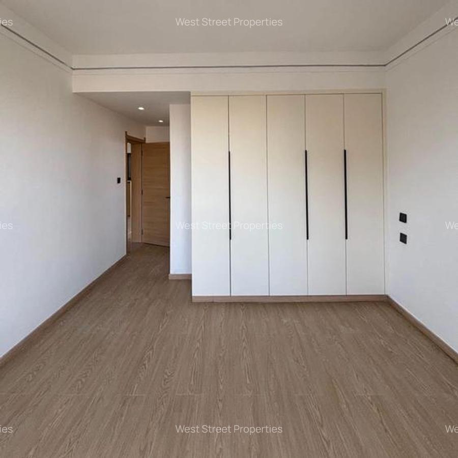 2 Bed Apartment with En Suite at Riara - 6