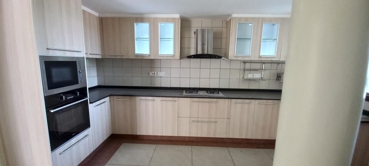 2 Bed Apartment with En Suite in Kileleshwa - 19