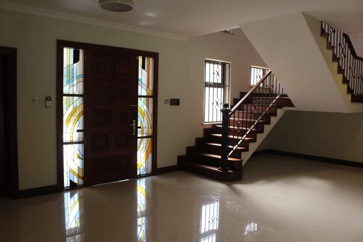 5 Bed House with En Suite at Kitisuru - 11