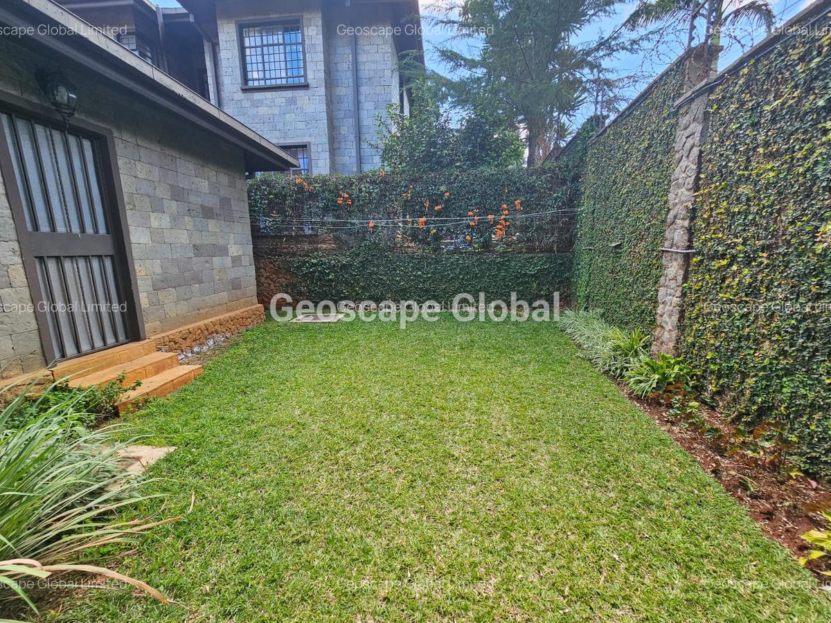 4 Bed Townhouse with En Suite in Spring Valley - 19