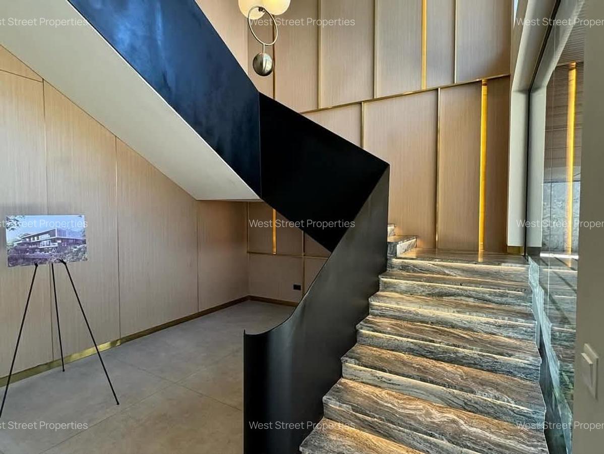 5 Bed Villa with En Suite at Kitisuru - 8