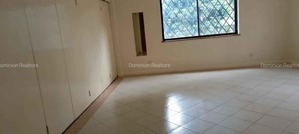 3 Bed Apartment with En Suite in Westlands Area - 5
