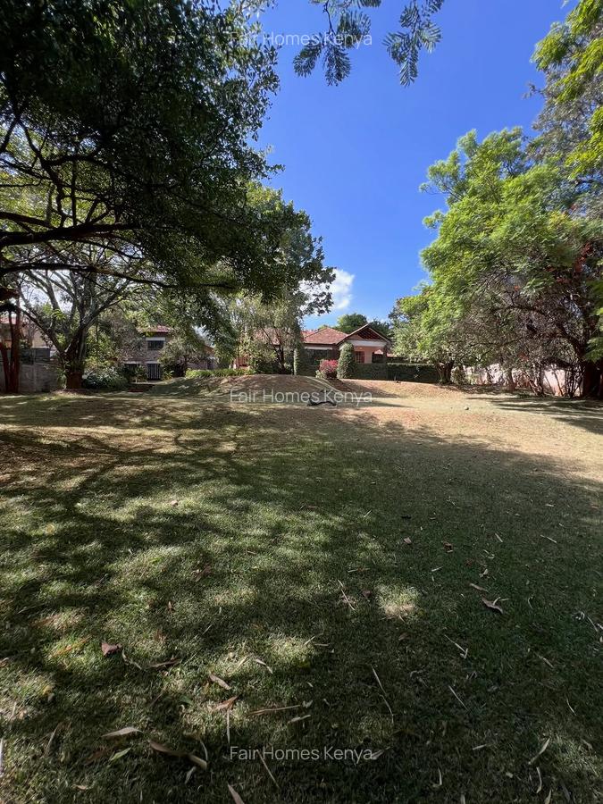 4 Bed House with En Suite at Lavington Green - 3