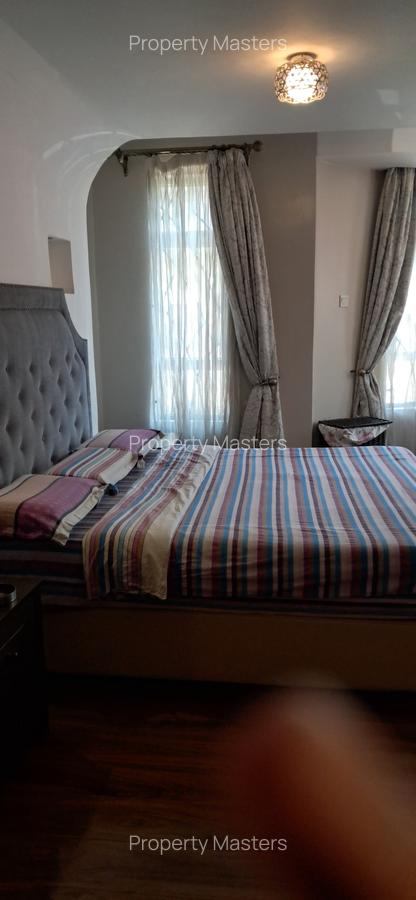 Serviced 3 Bed Apartment with En Suite at Dennis Pritt Road - 16