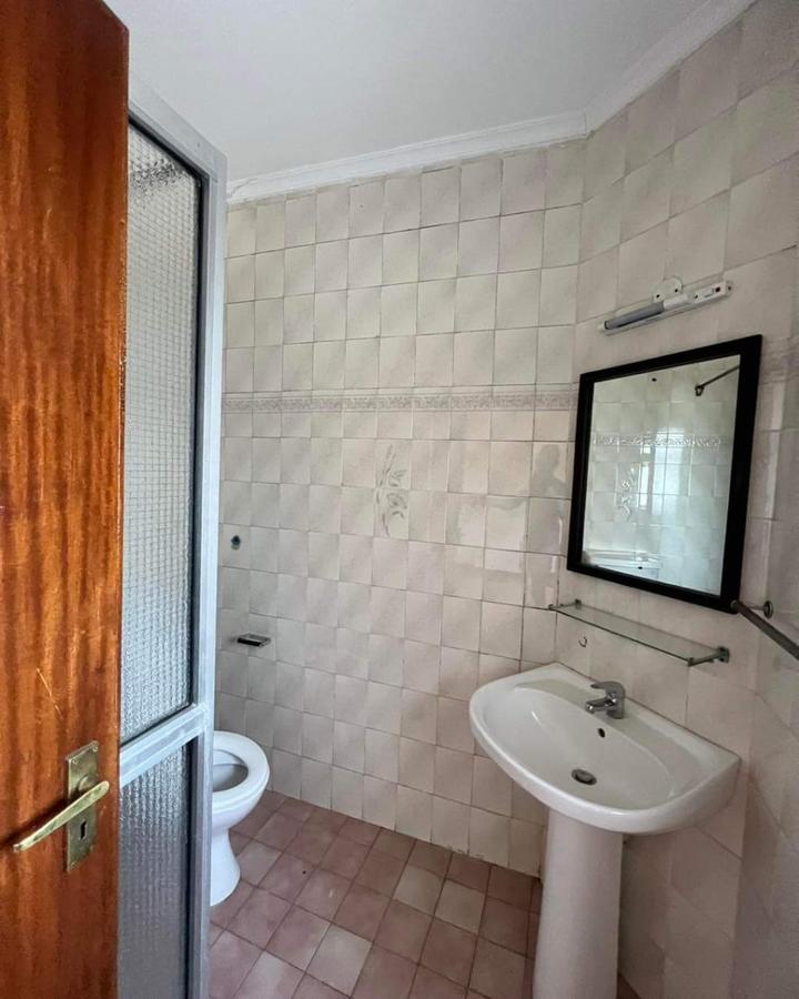 2 Bed Apartment with En Suite in Riverside - 7