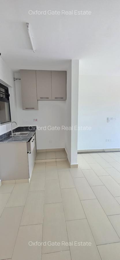 1 Bed Apartment with En Suite at Kirawa Road - 11