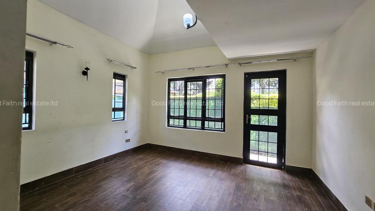 3 Bed House with En Suite in Runda - 8