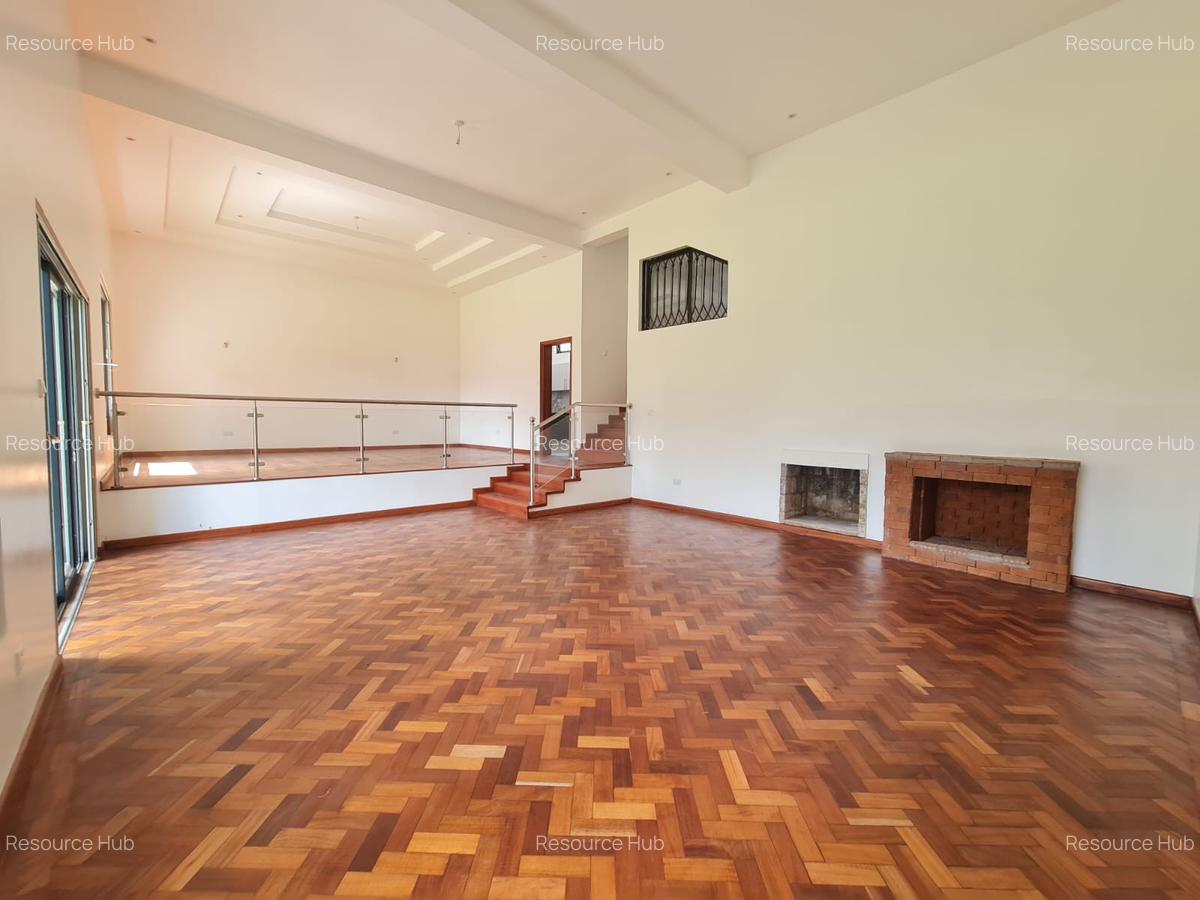 5 Bed House with En Suite at Loresho - 5