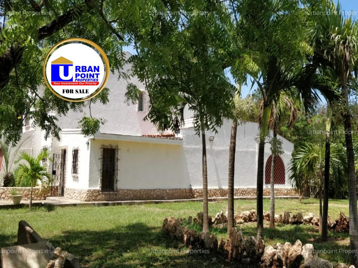 4 Bed House with Staff Quarters in Nyali Area - 19