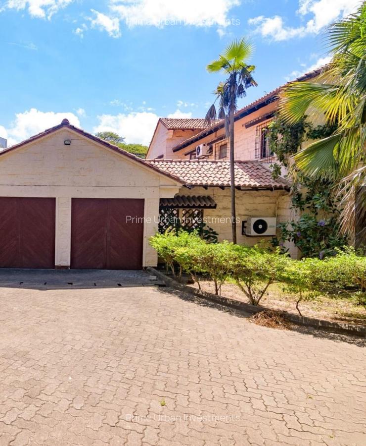 4 Bed House with En Suite in Nyali Area - 15