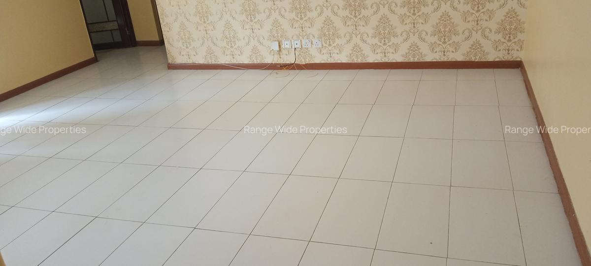 2 Bed Apartment with En Suite in Lavington - 10