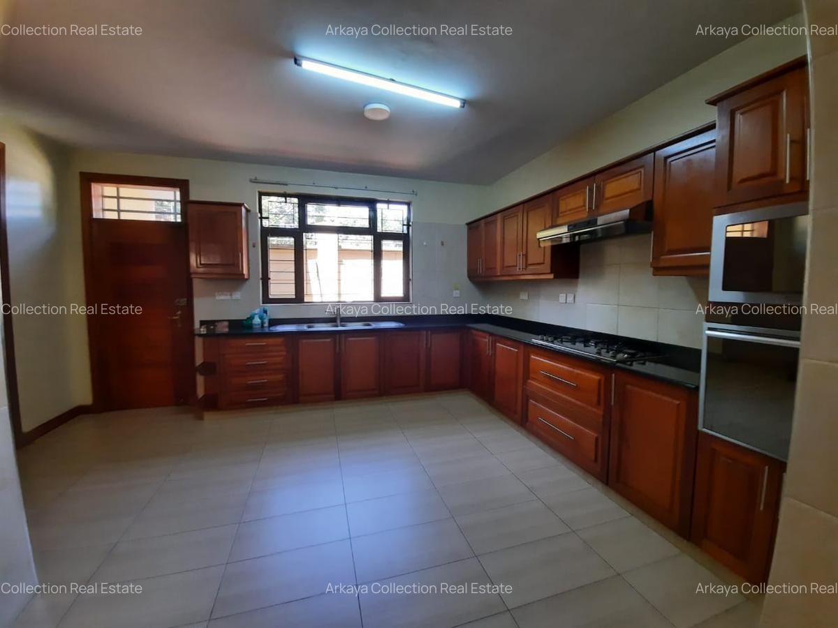 5 Bed Townhouse in Lavington - 7